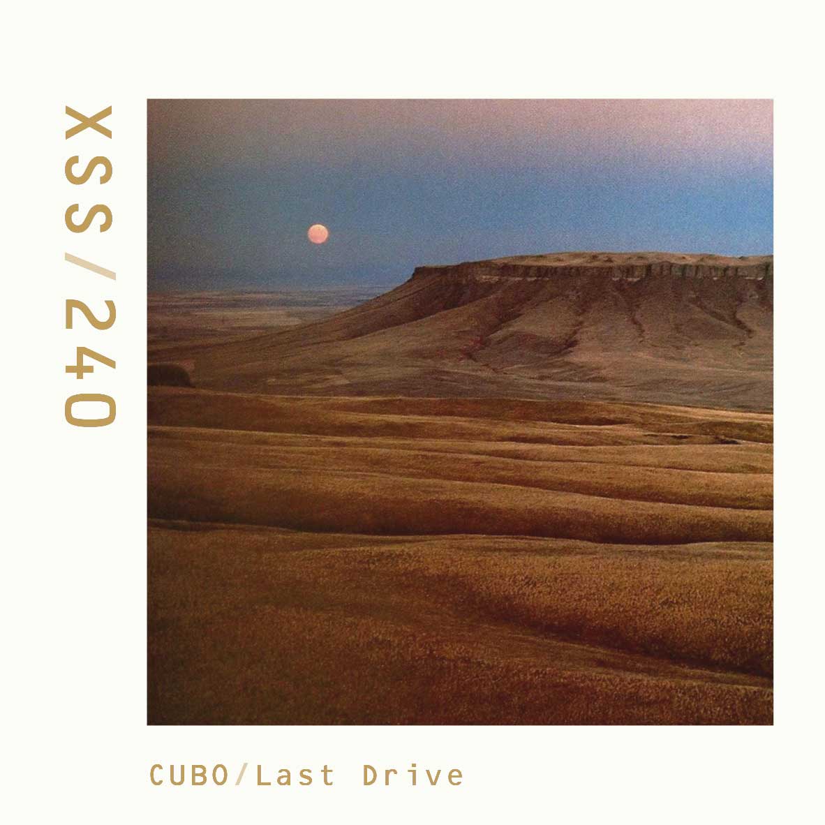 XSS240 | Cubo | Last Drive